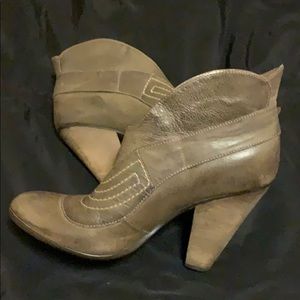 Carlos by Carlos Santana Ankle Boots